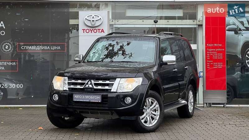 Mitsubishi Pajero Wagon 2012 Mitsubishi Pajero Wagon 2012