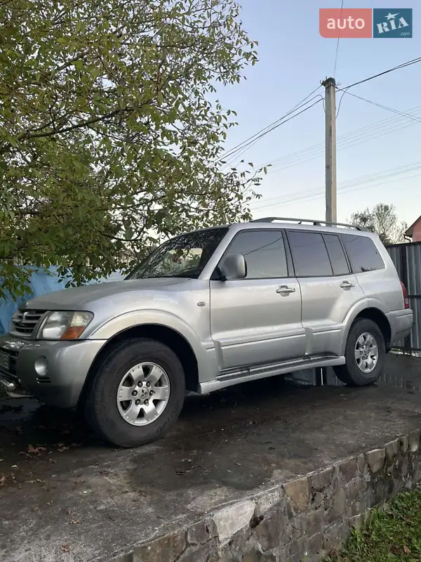 Mitsubishi Pajero Wagon