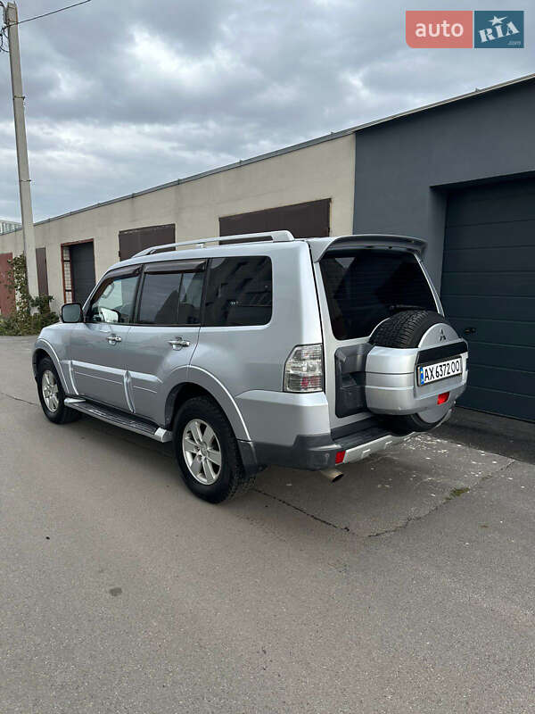 Внедорожник / Кроссовер Mitsubishi Pajero Wagon 2007 в Харькове фото 5 Внедорожник / Кроссовер Mitsubishi Pajero Wagon 2007 в Харькове