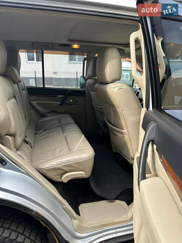 Внедорожник / Кроссовер Mitsubishi Pajero Wagon 2007 в Харькове фото 18 Внедорожник / Кроссовер Mitsubishi Pajero Wagon 2007 в Харькове