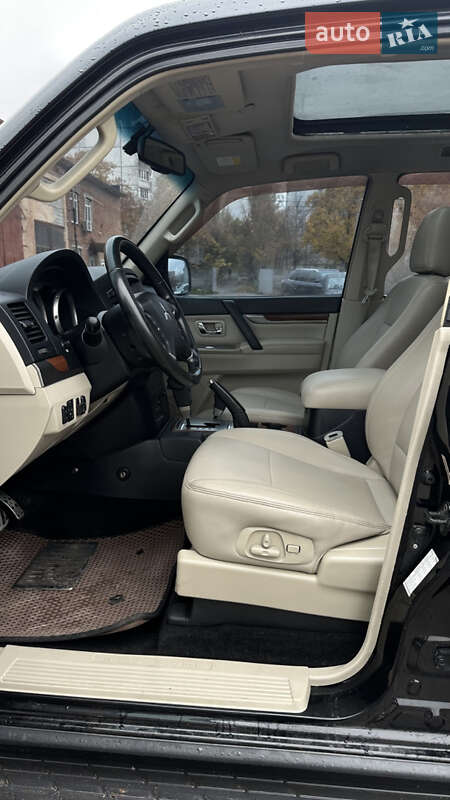Внедорожник / Кроссовер Mitsubishi Pajero Wagon 2007 в Чернигове фото 8 Внедорожник / Кроссовер Mitsubishi Pajero Wagon 2007 в Чернигове