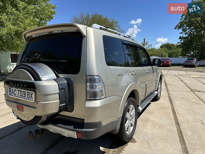 Внедорожник / Кроссовер Mitsubishi Pajero Wagon 2007 в Овидиополе фото 9 Внедорожник / Кроссовер Mitsubishi Pajero Wagon 2007 в Овидиополе