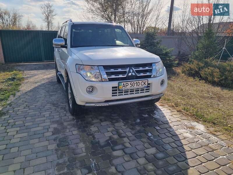 Mitsubishi Pajero Wagon 2013 Mitsubishi Pajero Wagon 2013