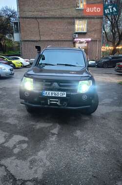 Внедорожник / Кроссовер Mitsubishi Pajero Wagon 2008 в Киеве