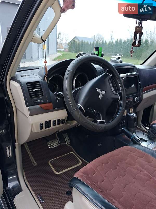 Позашляховик / Кросовер Mitsubishi Pajero Wagon 2008 в Бучачі фото 10 Позашляховик / Кросовер Mitsubishi Pajero Wagon 2008 в Бучачі