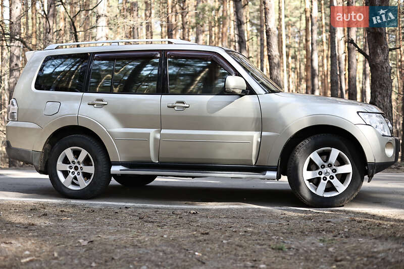Позашляховик / Кросовер Mitsubishi Pajero Wagon 2007 в Полтаві фото 15 Позашляховик / Кросовер Mitsubishi Pajero Wagon 2007 в Полтаві