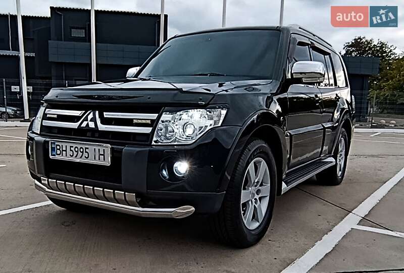Позашляховик / Кросовер Mitsubishi Pajero Wagon 2008 в Одесі