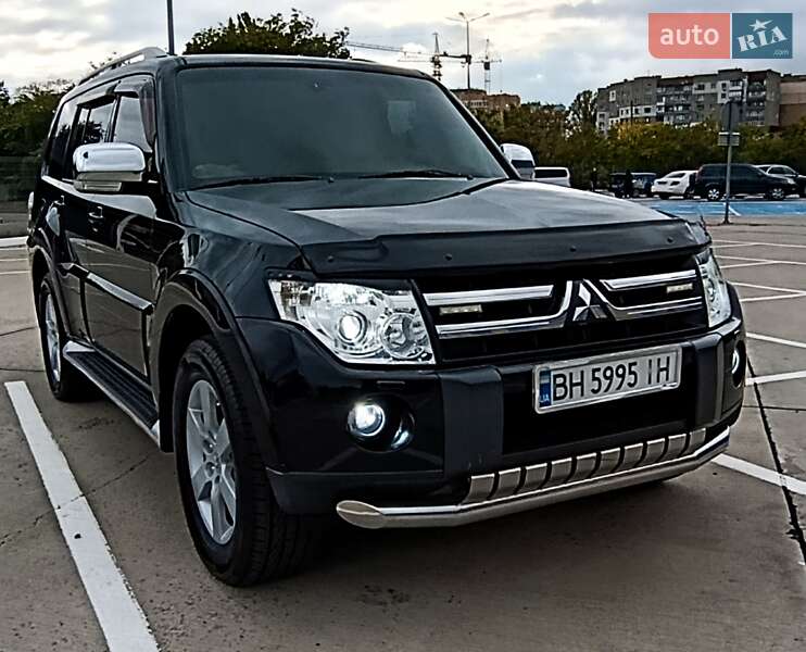 Позашляховик / Кросовер Mitsubishi Pajero Wagon 2008 в Одесі