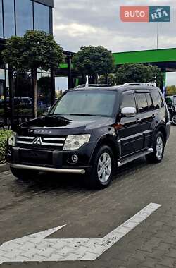 Позашляховик / Кросовер Mitsubishi Pajero Wagon 2009 в Дніпрі