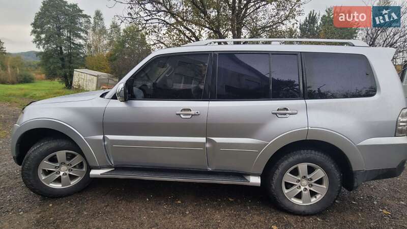 Внедорожник / Кроссовер Mitsubishi Pajero Wagon 2006 в Ужгороде