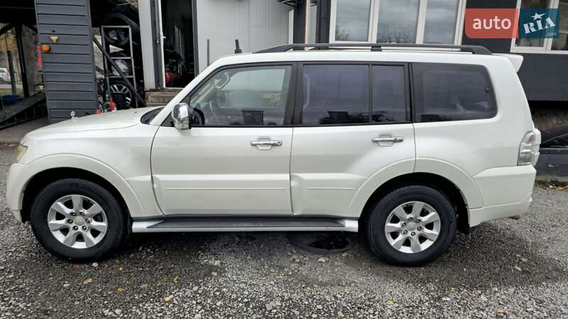 Внедорожник / Кроссовер Mitsubishi Pajero Wagon 2013 в Львове фото 5 Внедорожник / Кроссовер Mitsubishi Pajero Wagon 2013 в Львове