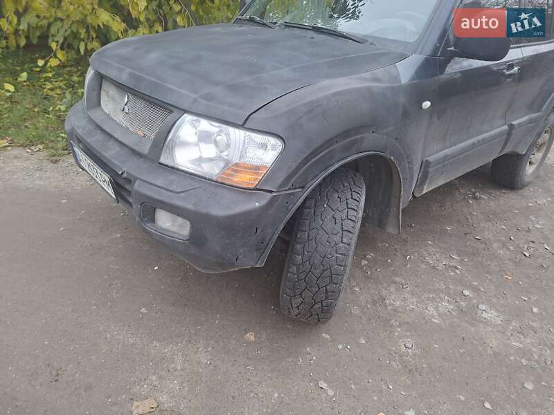 Позашляховик / Кросовер Mitsubishi Pajero Wagon 2002 в Києві