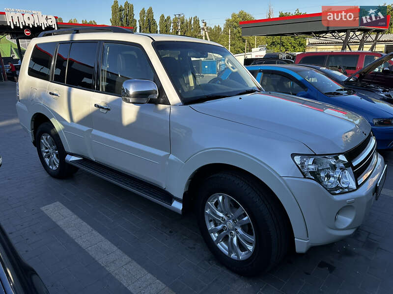 Позашляховик / Кросовер Mitsubishi Pajero Wagon 2014 в Білгороді-Дністровському фото 7 Позашляховик / Кросовер Mitsubishi Pajero Wagon 2014 в Білгороді-Дністровському