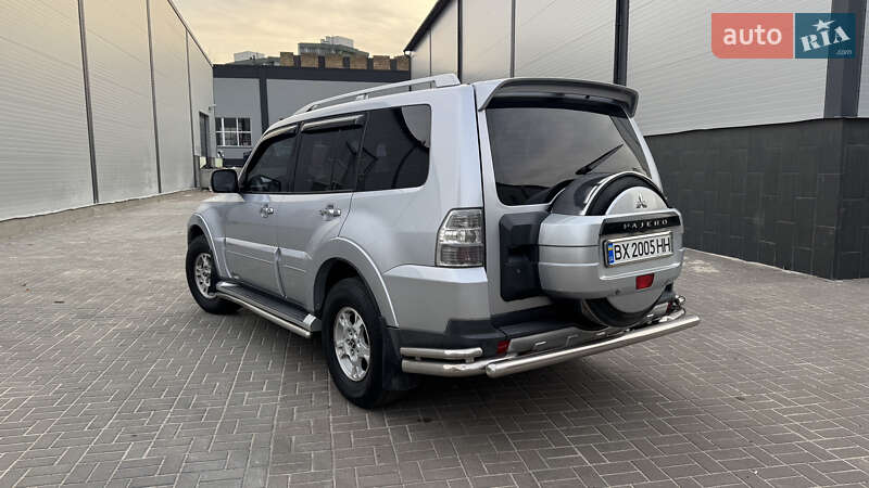 Позашляховик / Кросовер Mitsubishi Pajero Wagon 2008 в Києві фото 3 Позашляховик / Кросовер Mitsubishi Pajero Wagon 2008 в Києві