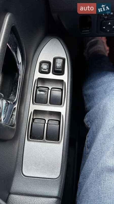 Позашляховик / Кросовер Mitsubishi Pajero Wagon 2008 в Києві фото 20 Позашляховик / Кросовер Mitsubishi Pajero Wagon 2008 в Києві