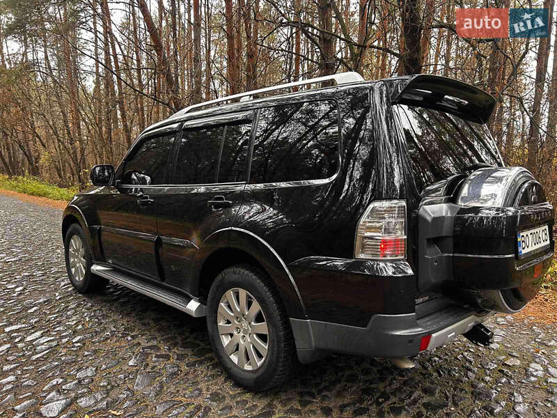 Позашляховик / Кросовер Mitsubishi Pajero Wagon 2007 в Кременці фото 9 Позашляховик / Кросовер Mitsubishi Pajero Wagon 2007 в Кременці