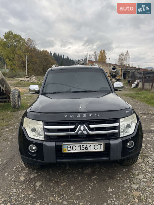 Позашляховик / Кросовер Mitsubishi Pajero Wagon 2007 в Славському