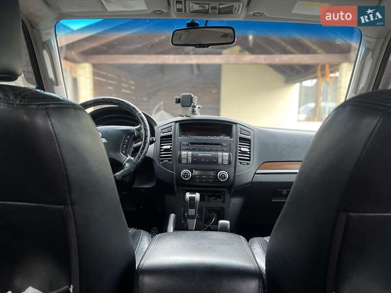 Позашляховик / Кросовер Mitsubishi Pajero Wagon 2008 в Львові