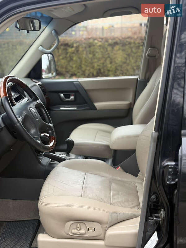 Внедорожник / Кроссовер Mitsubishi Pajero Wagon 2005 в Белой Церкви