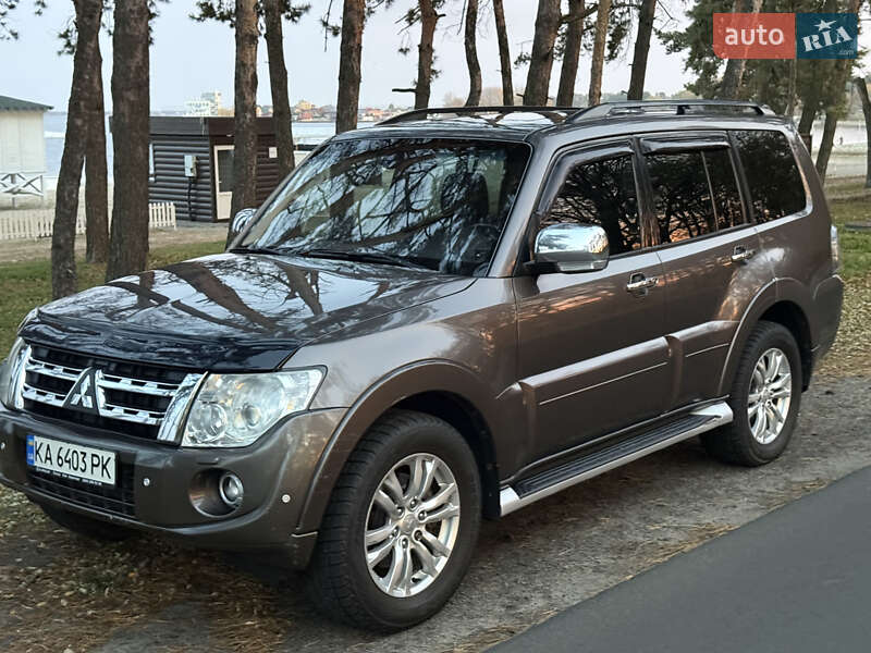 Позашляховик / Кросовер Mitsubishi Pajero Wagon 2013 в Черкасах фото 20 Позашляховик / Кросовер Mitsubishi Pajero Wagon 2013 в Черкасах
