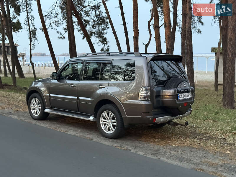 Позашляховик / Кросовер Mitsubishi Pajero Wagon 2013 в Черкасах фото 22 Позашляховик / Кросовер Mitsubishi Pajero Wagon 2013 в Черкасах