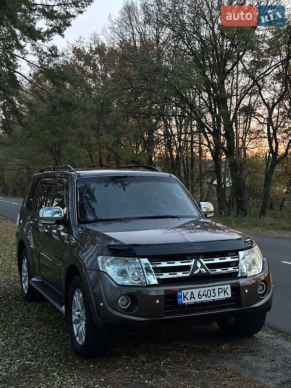 Позашляховик / Кросовер Mitsubishi Pajero Wagon 2013 в Черкасах фото 31 Позашляховик / Кросовер Mitsubishi Pajero Wagon 2013 в Черкасах