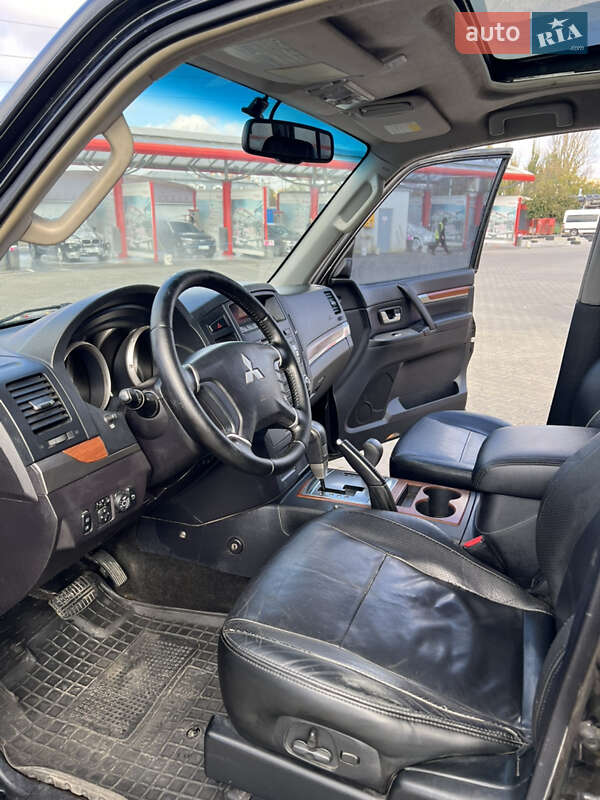 Позашляховик / Кросовер Mitsubishi Pajero Wagon 2007 в Вінниці фото 10 Позашляховик / Кросовер Mitsubishi Pajero Wagon 2007 в Вінниці