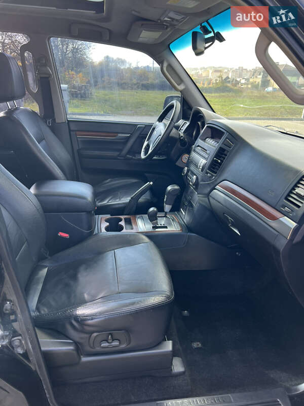 Позашляховик / Кросовер Mitsubishi Pajero Wagon 2007 в Вінниці фото 11 Позашляховик / Кросовер Mitsubishi Pajero Wagon 2007 в Вінниці