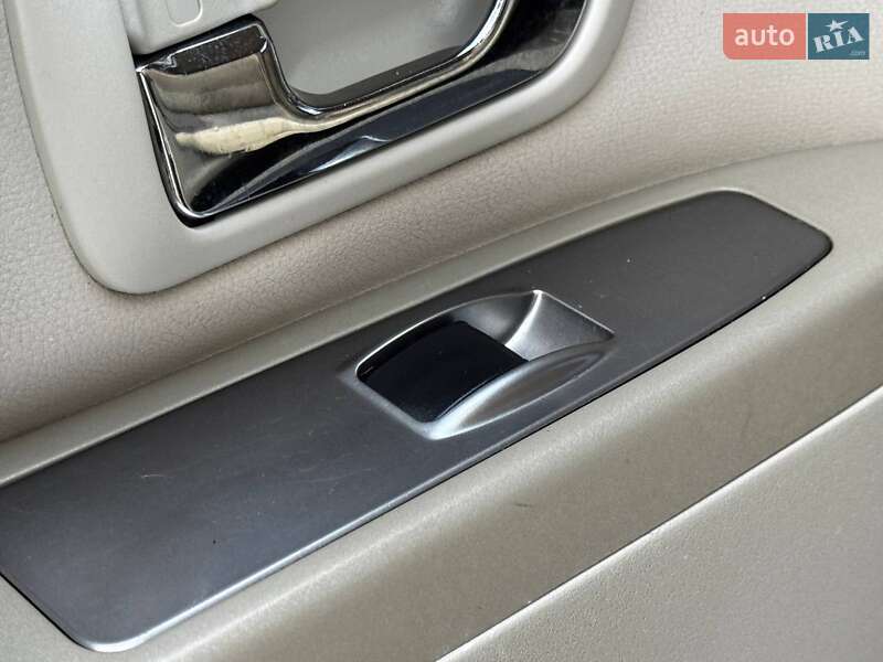 Позашляховик / Кросовер Mitsubishi Pajero Wagon 2008 в Охтирці фото 40 Позашляховик / Кросовер Mitsubishi Pajero Wagon 2008 в Охтирці