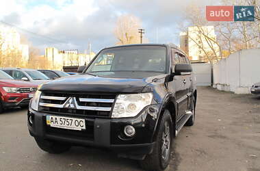 Внедорожник / Кроссовер Mitsubishi Pajero Wagon 2007 в Киеве