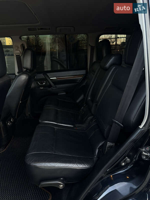 Внедорожник / Кроссовер Mitsubishi Pajero Wagon 2008 в Тернополе