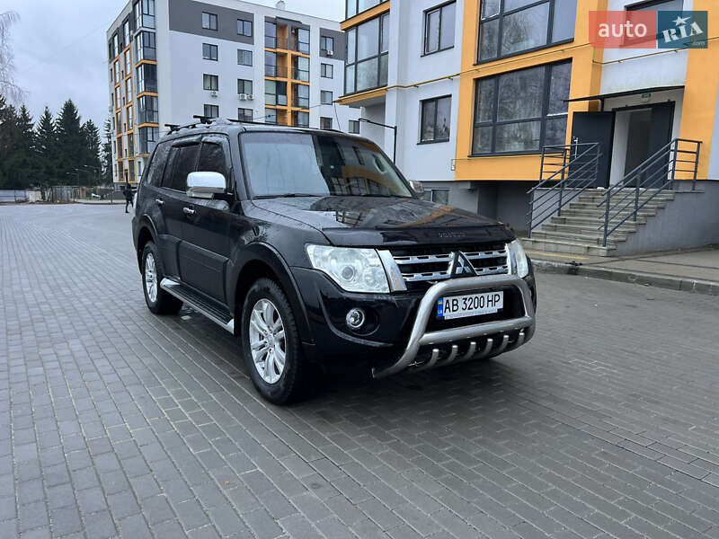 Внедорожник / Кроссовер Mitsubishi Pajero Wagon 2012 в Виннице