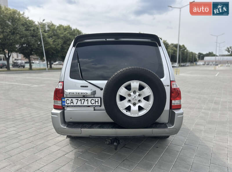 Позашляховик / Кросовер Mitsubishi Pajero Wagon 2003 в Черкасах фото 4 Позашляховик / Кросовер Mitsubishi Pajero Wagon 2003 в Черкасах