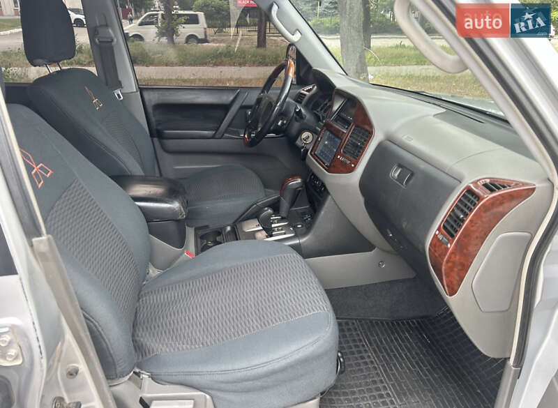 Позашляховик / Кросовер Mitsubishi Pajero Wagon 2003 в Черкасах фото 14 Позашляховик / Кросовер Mitsubishi Pajero Wagon 2003 в Черкасах