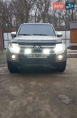 Внедорожник / Кроссовер Mitsubishi Pajero Wagon 2008 в Черновцах