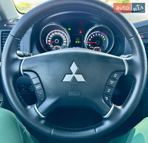 Внедорожник / Кроссовер Mitsubishi Pajero Wagon 2008 в Киеве фото 19 Внедорожник / Кроссовер Mitsubishi Pajero Wagon 2008 в Киеве