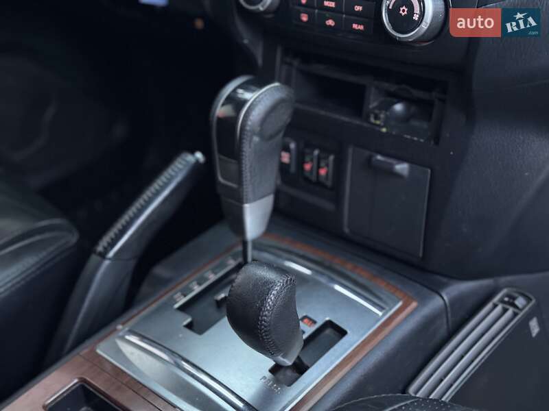 Внедорожник / Кроссовер Mitsubishi Pajero Wagon 2010 в Сарнах