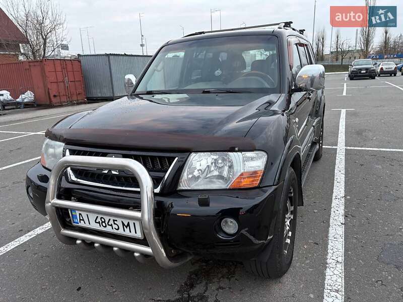 Позашляховик / Кросовер Mitsubishi Pajero Wagon 2006 в Києві