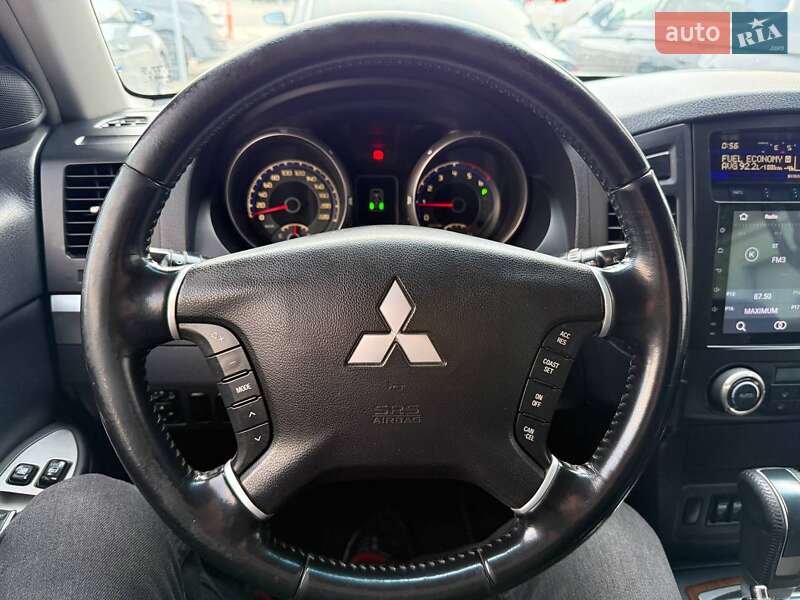 Внедорожник / Кроссовер Mitsubishi Pajero Wagon 2007 в Одессе фото 24 Внедорожник / Кроссовер Mitsubishi Pajero Wagon 2007 в Одессе