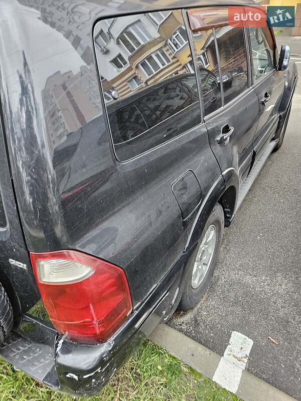 Внедорожник / Кроссовер Mitsubishi Pajero Wagon 2004 в Украинке фото 4 Внедорожник / Кроссовер Mitsubishi Pajero Wagon 2004 в Украинке