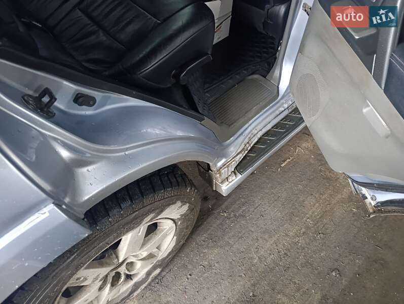 Позашляховик / Кросовер Mitsubishi Pajero Wagon 2004 в Павлограді