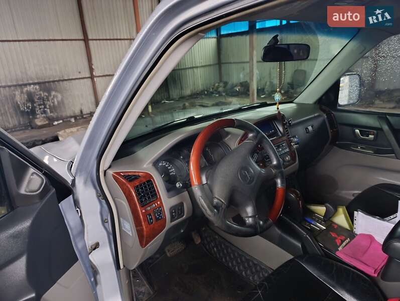 Позашляховик / Кросовер Mitsubishi Pajero Wagon 2004 в Павлограді