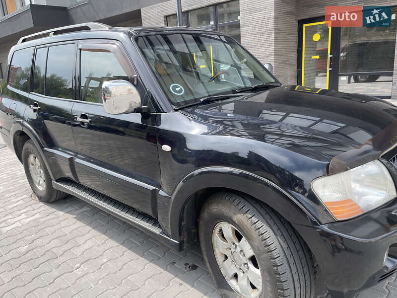 Внедорожник / Кроссовер Mitsubishi Pajero Wagon 2006 в Киеве