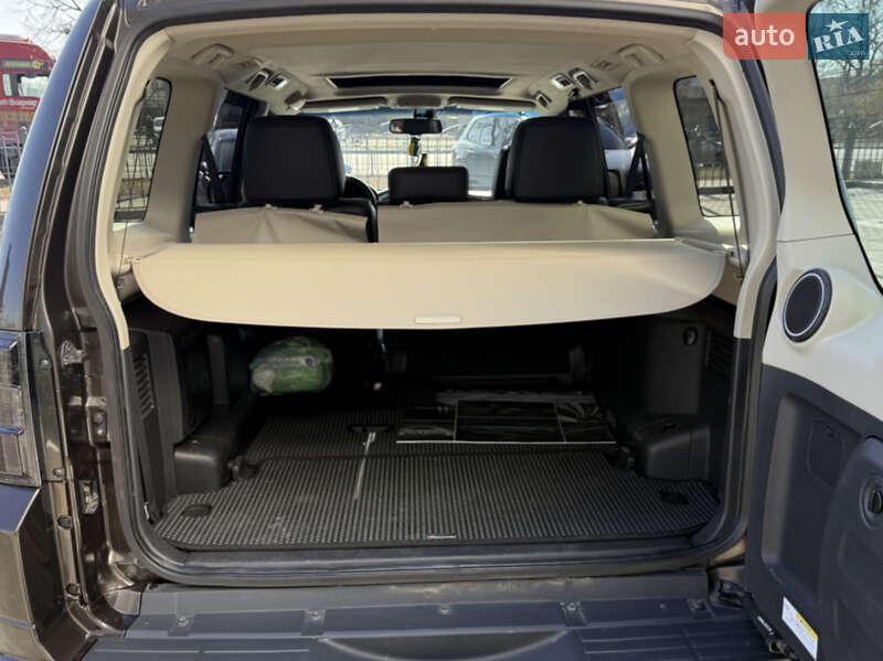 Позашляховик / Кросовер Mitsubishi Pajero Wagon 2017 в Львові фото 15 Позашляховик / Кросовер Mitsubishi Pajero Wagon 2017 в Львові