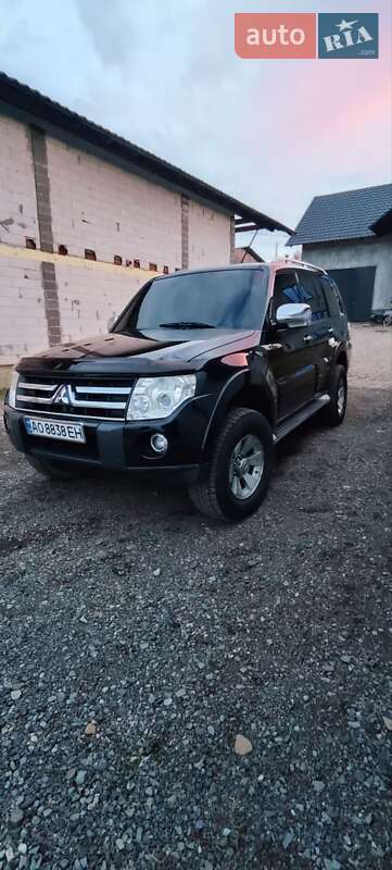 Внедорожник / Кроссовер Mitsubishi Pajero Wagon 2008 в Межгорье фото 5 Внедорожник / Кроссовер Mitsubishi Pajero Wagon 2008 в Межгорье