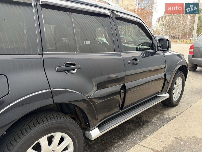 Позашляховик / Кросовер Mitsubishi Pajero Wagon 2007 в Харкові фото 4 Позашляховик / Кросовер Mitsubishi Pajero Wagon 2007 в Харкові