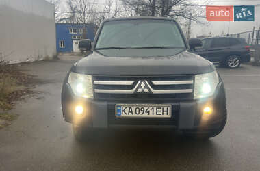Позашляховик / Кросовер Mitsubishi Pajero Wagon 2008 в Києві