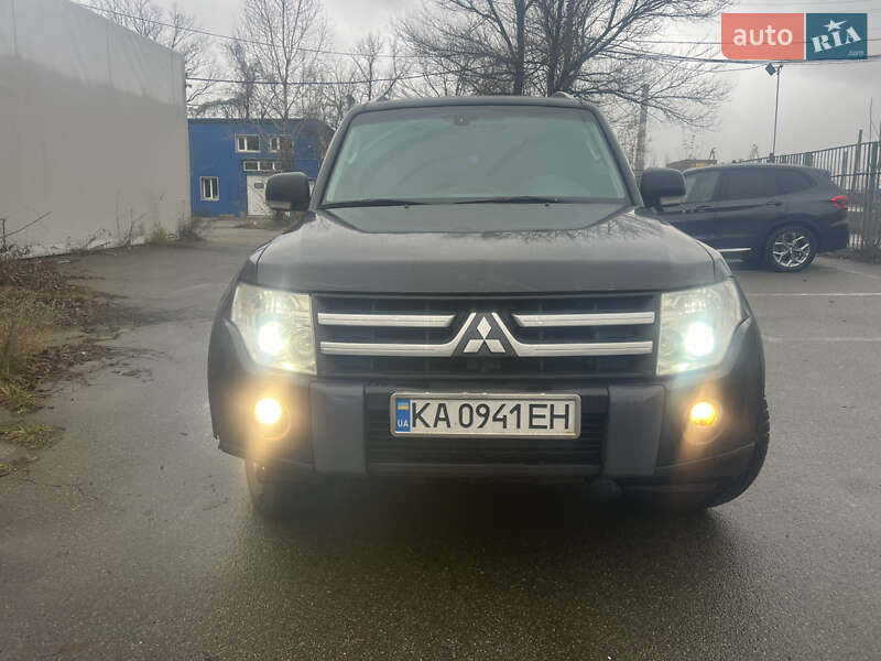 Mitsubishi Pajero Wagon 2008