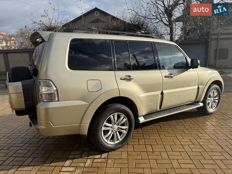 Внедорожник / Кроссовер Mitsubishi Pajero Wagon 2013 в Одессе фото 5 Внедорожник / Кроссовер Mitsubishi Pajero Wagon 2013 в Одессе