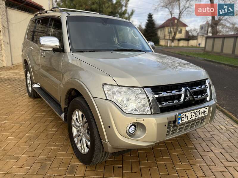 Внедорожник / Кроссовер Mitsubishi Pajero Wagon 2013 в Одессе фото 15 Внедорожник / Кроссовер Mitsubishi Pajero Wagon 2013 в Одессе